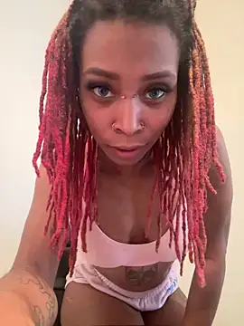 Lunablueee – webcam-show