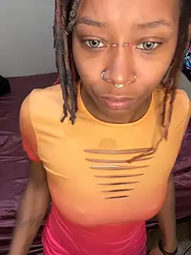 Lunablueee Webcamshow