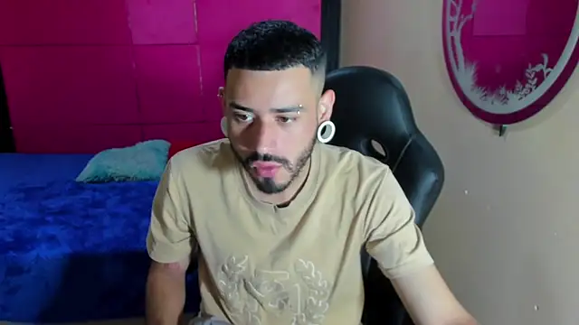 BrunoCarzon Pertunjukan Webcam