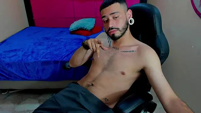BrunoCarzon Adlı Modelin Web Kamerası Şovu