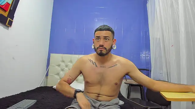 عرض كام BrunoCarzon
