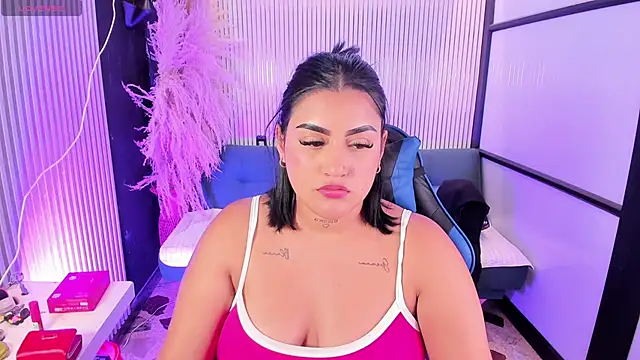 AmeliaHart_ Chat XXX in diretta