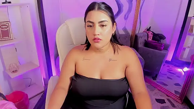 AmeliaHart_ Webcam-Show