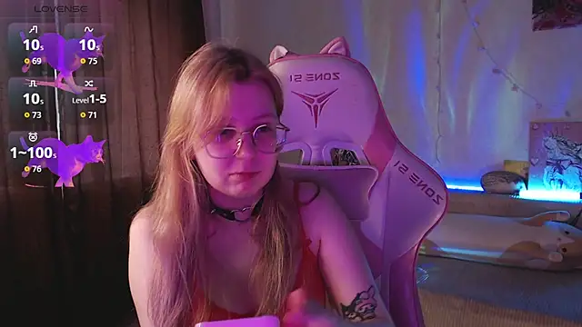 henby_streamss' Live XXX Chat