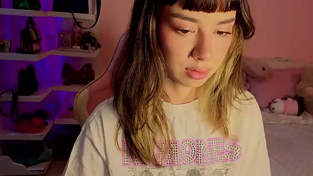 little_rachel_cute Chat XXX in diretta