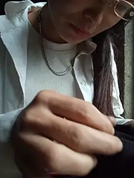 Heryy_xx's Live XXX Chat