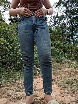 Heryy_xx 在線直播表演
