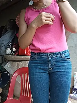 Show modela Heryy_xx na web-kameri