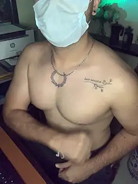 Show de SaltyYoungDaddy na webcam