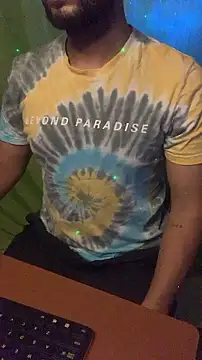 SaltyYoungDaddy webcam show