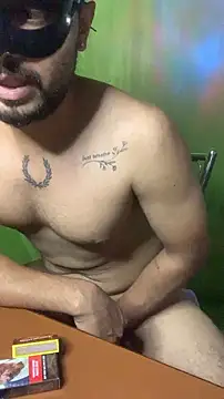 SaltyYoungDaddy's Webcam Show