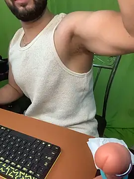 SaltyYoungDaddy Webcamshow