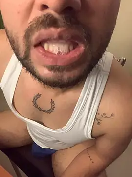 SaltyYoungDaddyn Webbikameraesitys