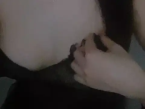 Uri_sexy Pertunjukan Webcam
