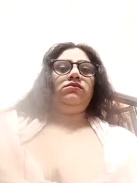 yourchahat27's Webcam Show