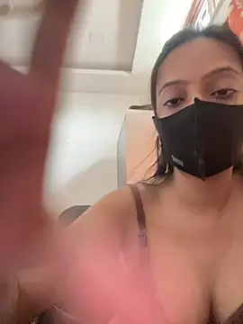 livia_dolls 现场XXX聊天