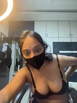 Онлайн чат XXX livia_dolls