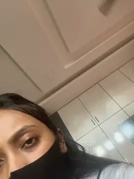 دردشة livia_dolls الجنسية المباشرة