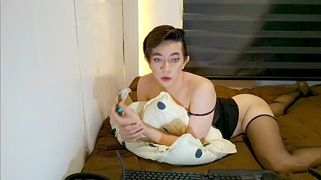 Mistress_Stein Pertunjukan Webcam