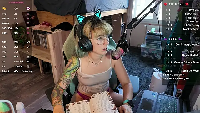Lovilyn24's Live XXX Chat