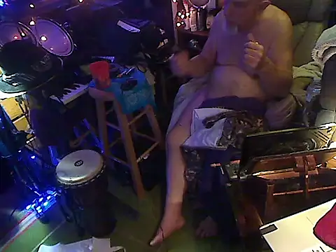 Dreamzluvz2 webcam show
