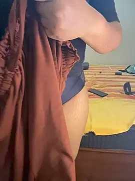 Show modela TeluguHotwifehyd na web-kameri