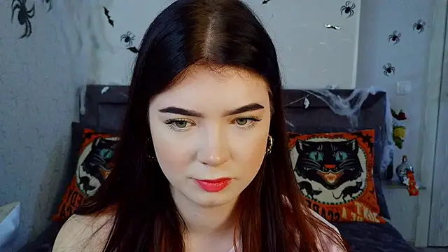 MelissaMay__ Adlı Modelin Canlı XXX Sohbeti