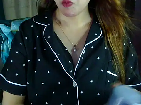 Adiba_Obu_20のライブXXXチャット