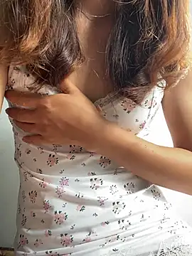 دردشة Miuuu22 الجنسية المباشرة