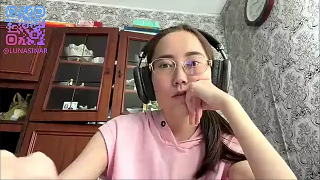 VickieTrudo webcam show