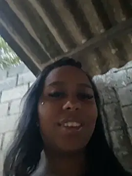 Show de jhenannyy na webcam