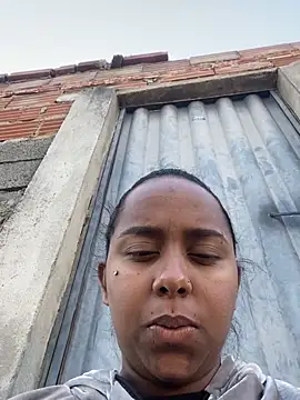 Show de jhenannyy na webcam