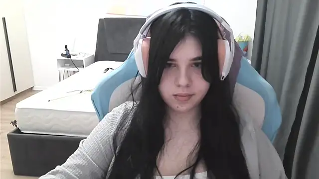 LunarMia's Live XXX Chat