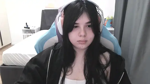 LunarMia's Live XXX Chat