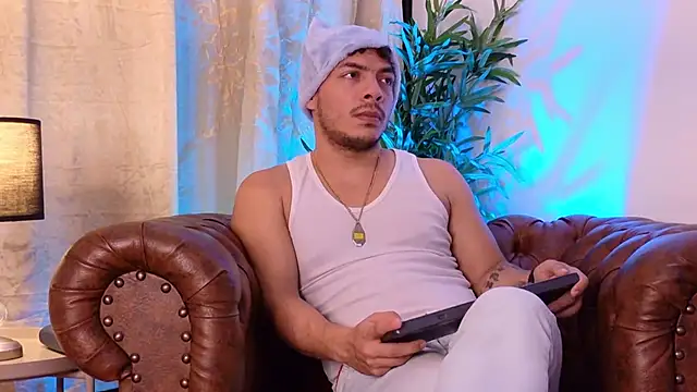 OliverWyse Шоу с уебкамера