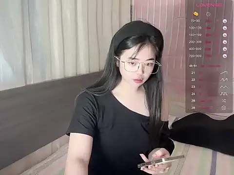 Lili-0521 Pertunjukan Webcam