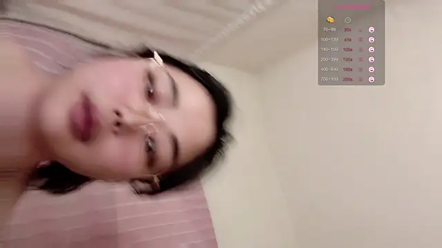 Lili-0521 Show Webcam
