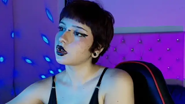 akiradoom Webcam show