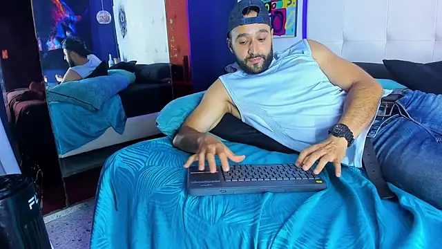 Вебкам-шоу Mike333_
