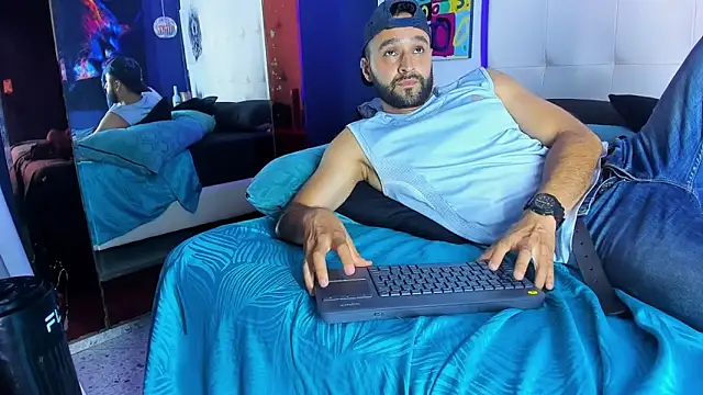 Mike333_n Webbikameraesitys