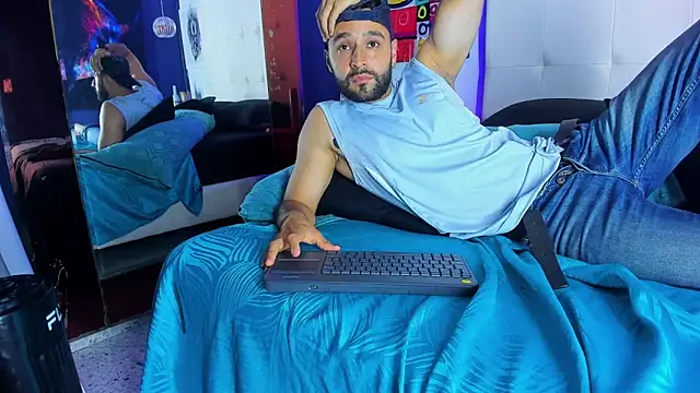 Mike333_ webcam show