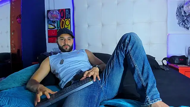 Mike333_ Webcam Show