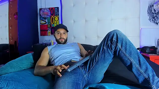 Mike333_ – webcam-show