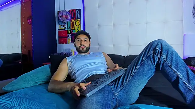 Mike333_ Webcam Show