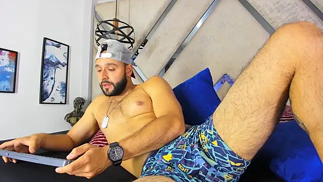 Mike333_ – webcam-show