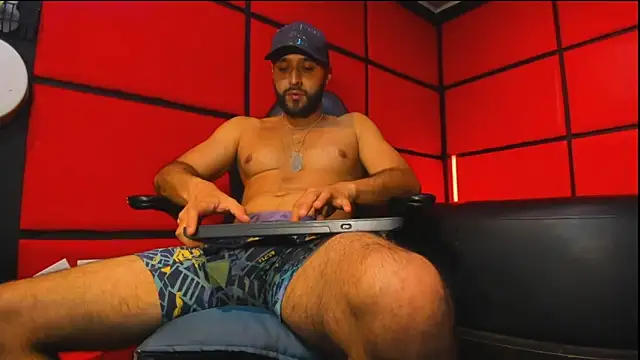 Mike333_ Webcamshow