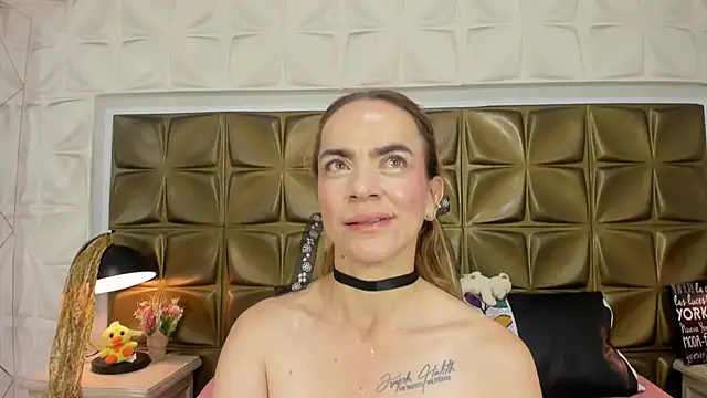 AnnePavlowa – Naživo XXX chat