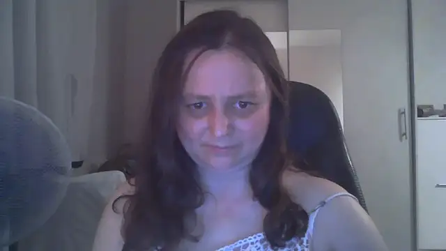 TaylorLovely's Live XXX Chat