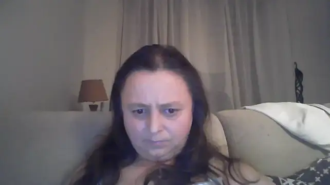 Chat +18 de TaylorLovely ao vivo