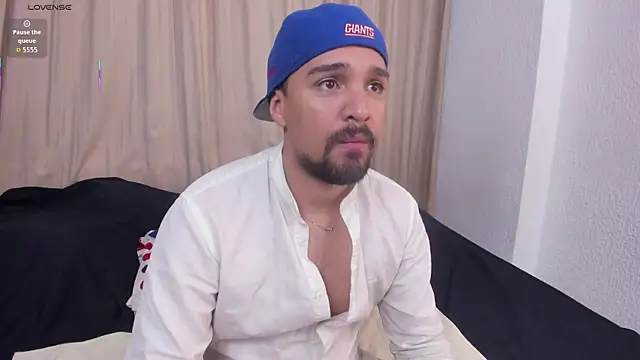 max_ed Show Webcam